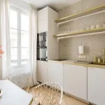 Aparthotel C4 - Eiffel Tower, In A Lively Neighborhood, 2p Paris